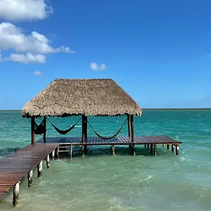 Mi Kasa Tu Kasa Hotel